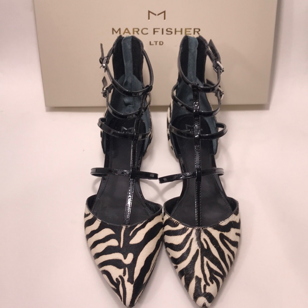 Marc Fisher leather flats, size 9.5, NWT
